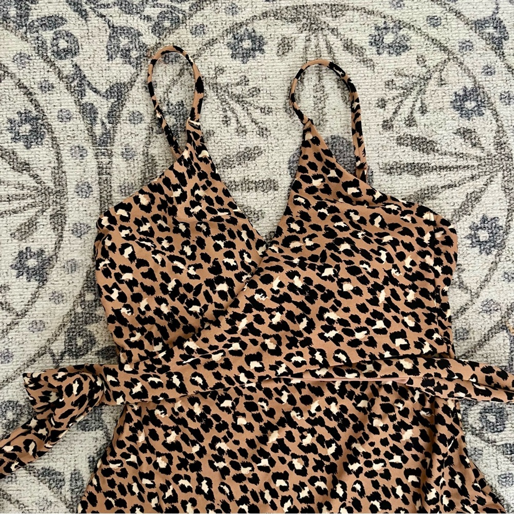 Aerie Leopard Full Coverage One Piece Swimsuit - Picture 7 of 7